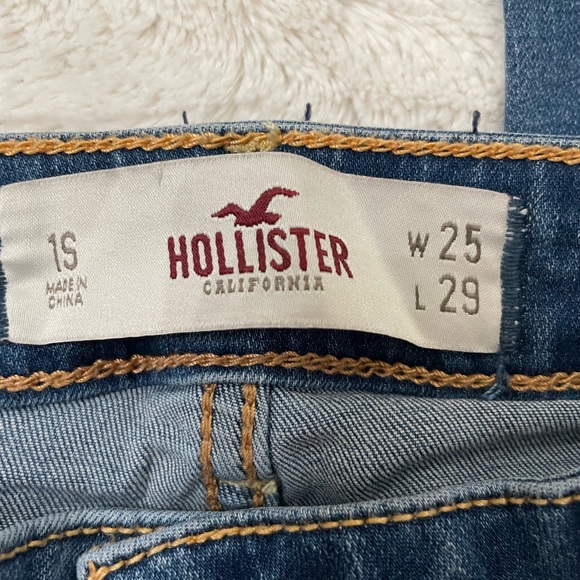 Hollister Jeans - Picture 2 of 12